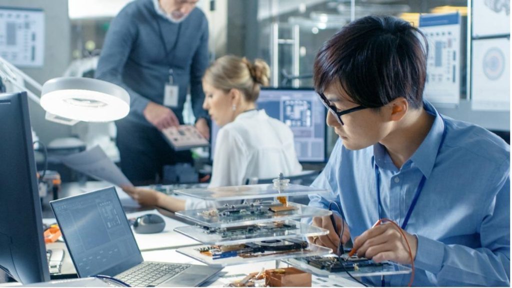 What to Look for When Choosing an Electrical Engineering Partner